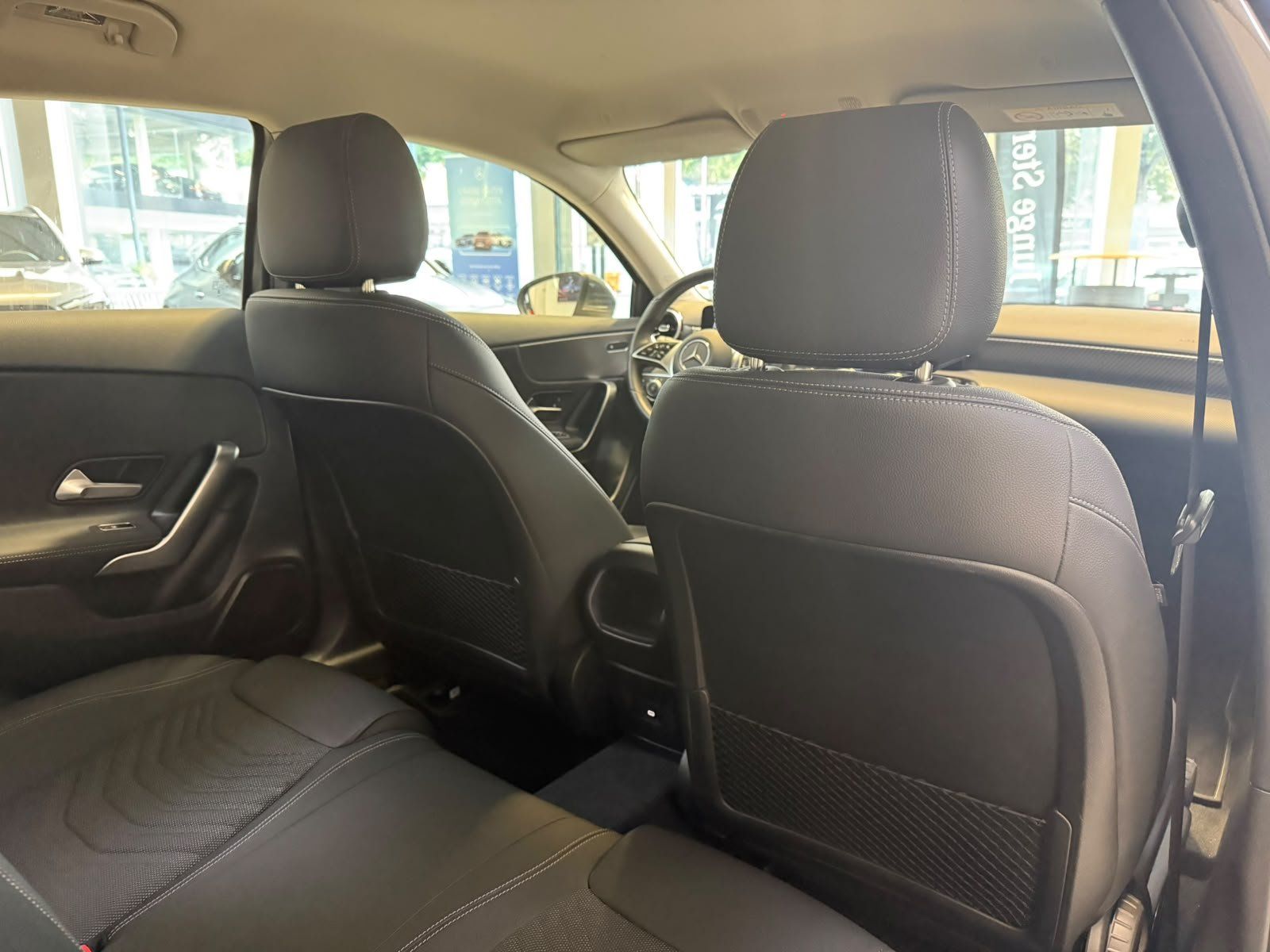 Fahrzeugabbildung Mercedes-Benz A 180 PROGRESSIVE+LED+KAMERA+SPUR+WINTERPAKET+17