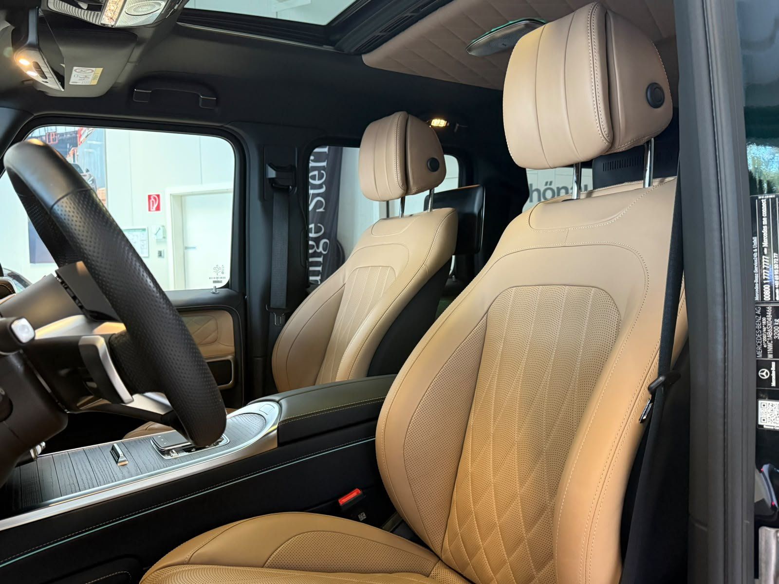 Fahrzeugabbildung Mercedes-Benz G 450d AMG+SUPERIOR+MANUFAKTUR+STDHZ+BURM+MBEAM