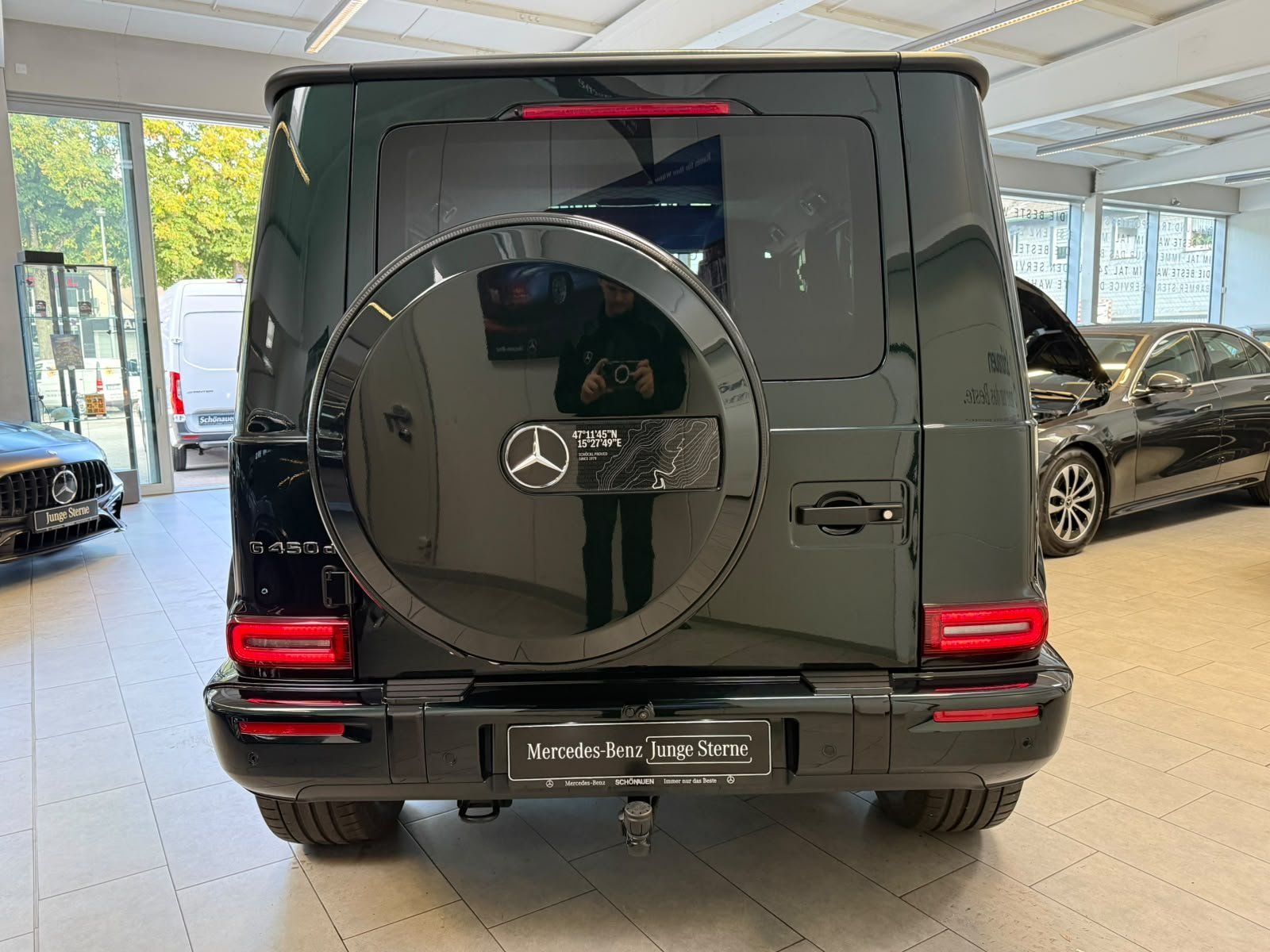 Fahrzeugabbildung Mercedes-Benz G 450d AMG+SUPERIOR+MANUFAKTUR+STDHZ+BURM+MBEAM