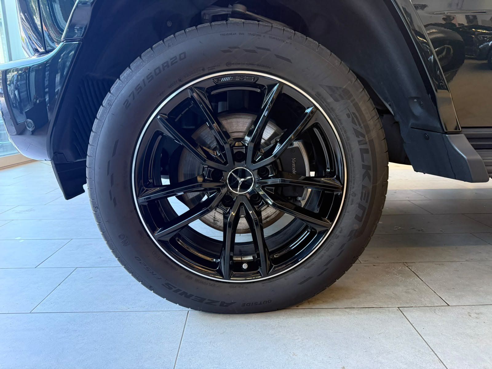 Fahrzeugabbildung Mercedes-Benz G 450d AMG+SUPERIOR+MANUFAKTUR+STDHZ+BURM+MBEAM