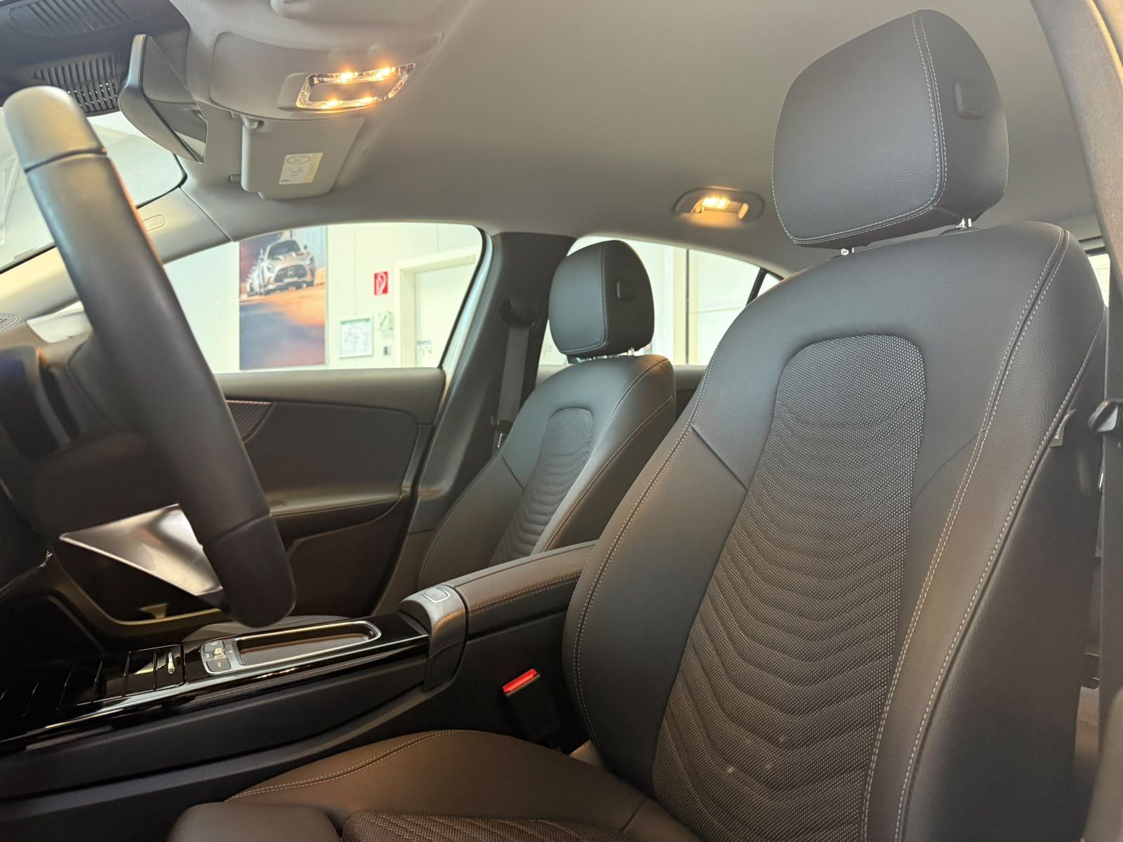 Fahrzeugabbildung Mercedes-Benz A 220 4M PROGRESSIVE+KAMERA+SPURASS.+WINTERPAKET