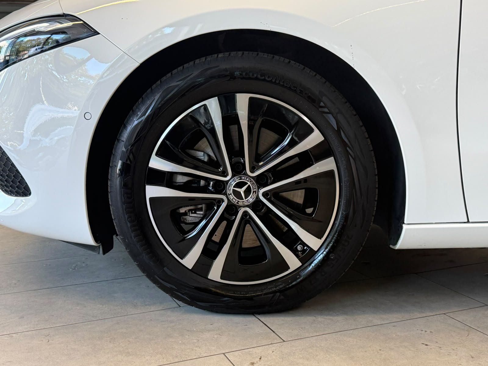 Fahrzeugabbildung Mercedes-Benz A 220 4M PROGRESSIVE+KAMERA+SPURASS.+WINTERPAKET