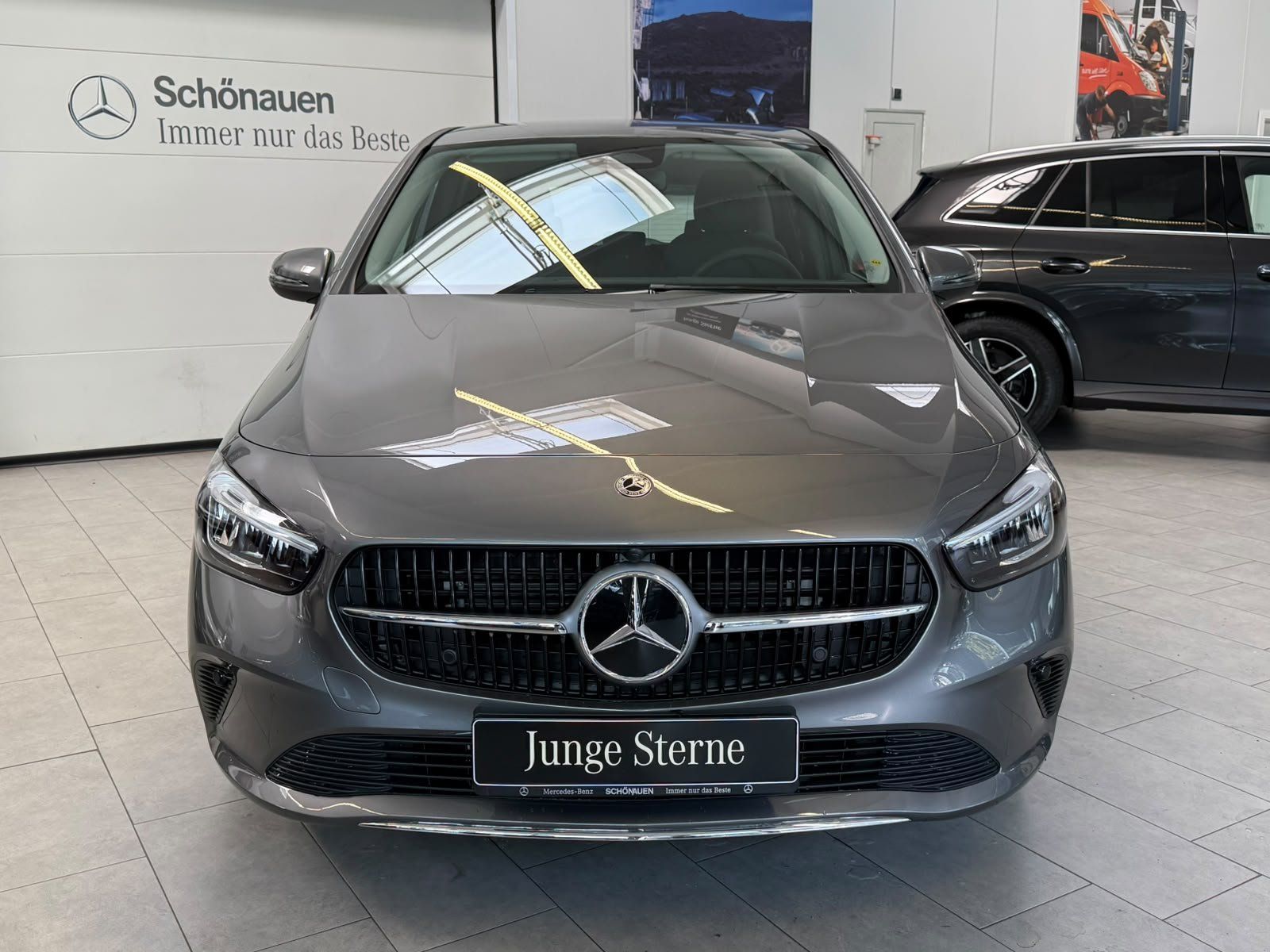 Fahrzeugabbildung Mercedes-Benz B 200 PROGRESSIVE E-HECK+SHZ+LENKHZ.+KAMERA+LED
