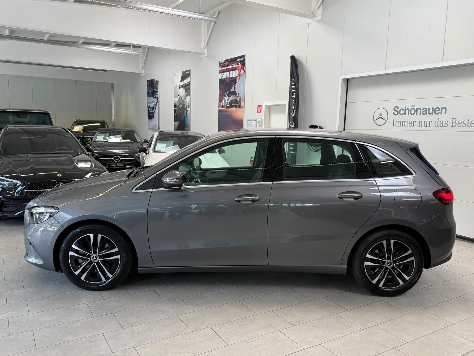 Fahrzeugabbildung Mercedes-Benz B 200 PROGRESSIVE E-HECK+SHZ+LENKHZ.+KAMERA+LED