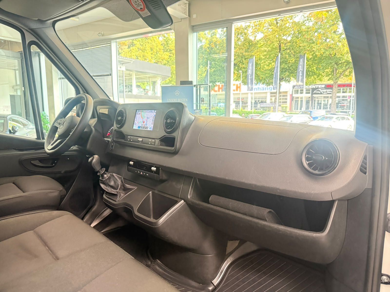Fahrzeugabbildung Mercedes-Benz Sprinter KA 317 CDI L2H2 360°+SCHWING+NAVI+PTS