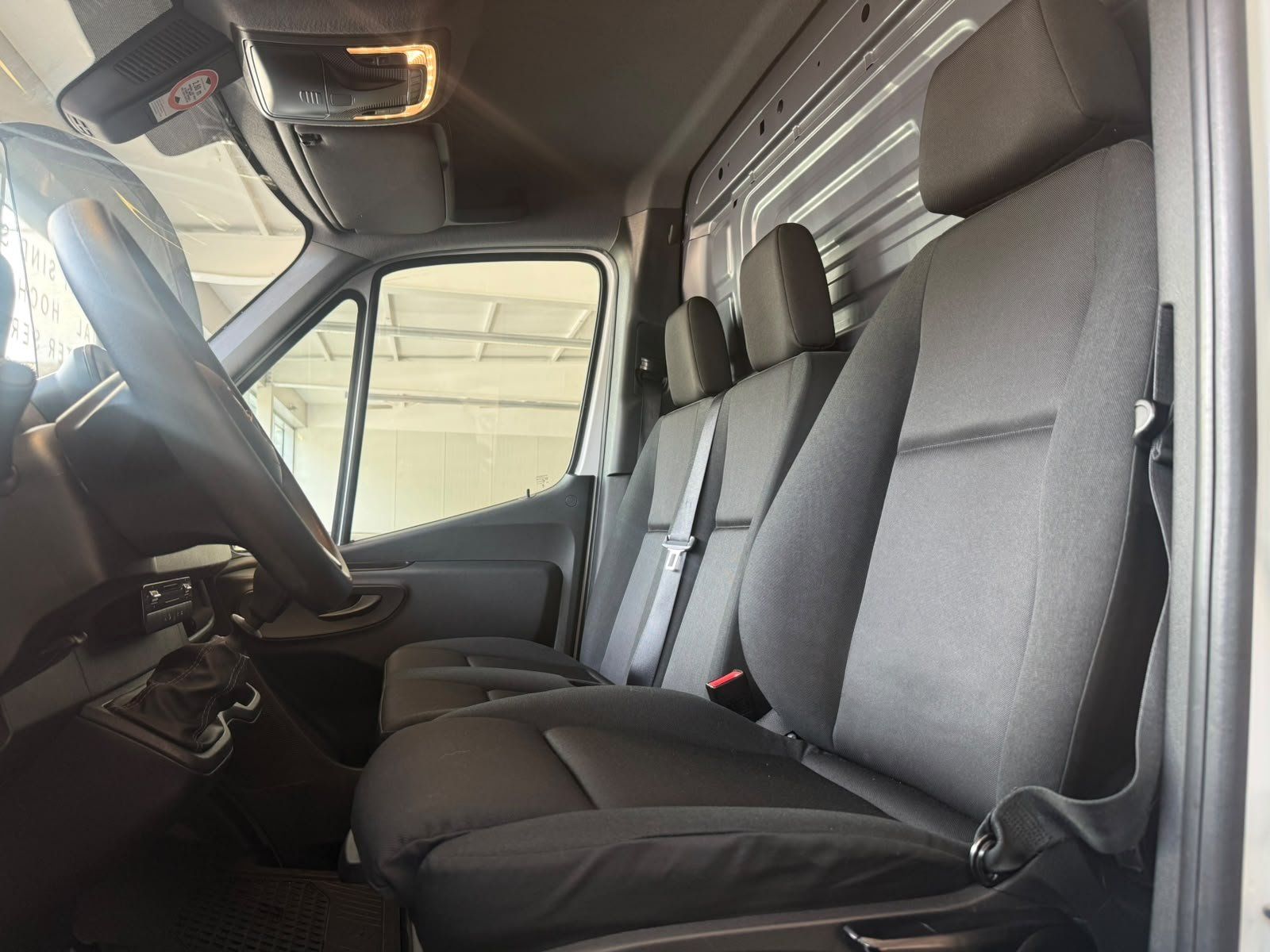 Fahrzeugabbildung Mercedes-Benz Sprinter KA 317 CDI L2H2 360°+SCHWING+NAVI+PTS