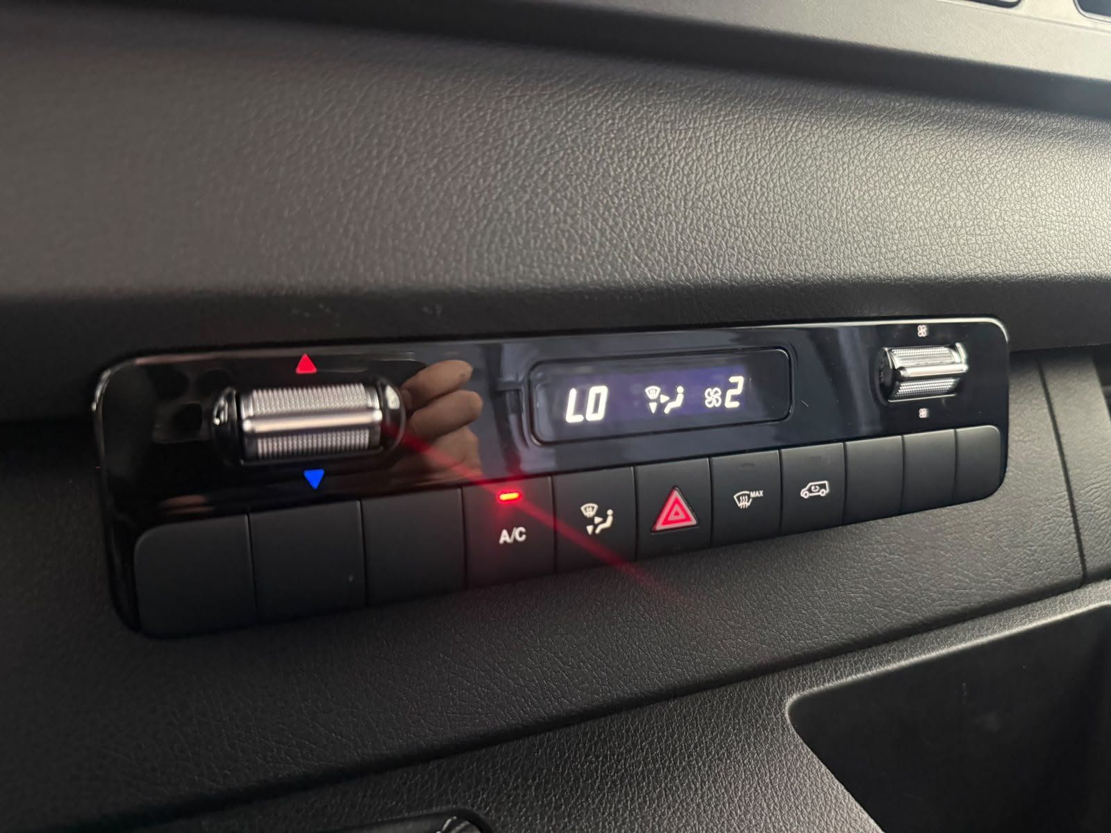 Fahrzeugabbildung Mercedes-Benz Sprinter KA 317 CDI L2H2 360°+SCHWING+NAVI+PTS