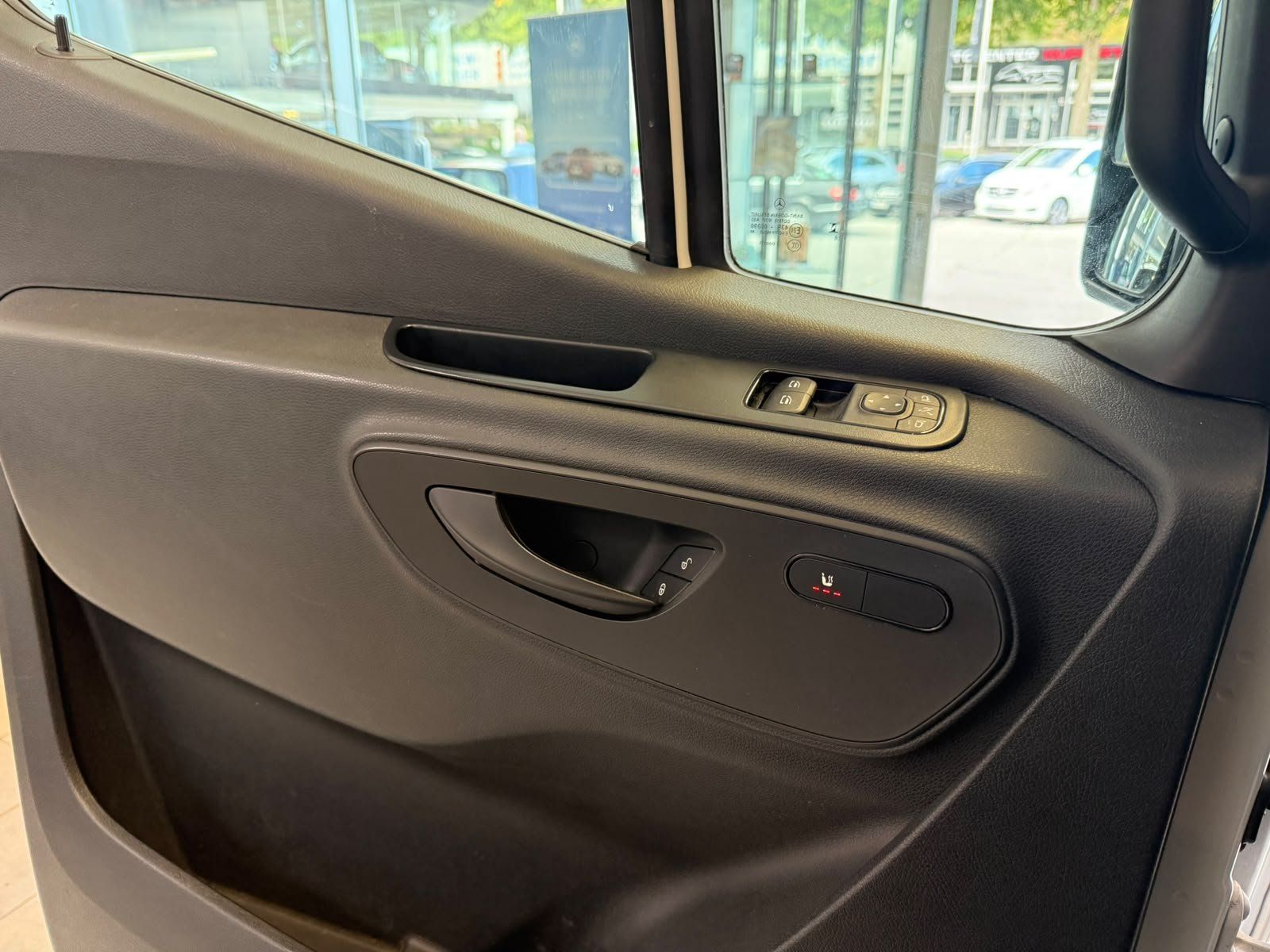 Fahrzeugabbildung Mercedes-Benz Sprinter 317 CDI KA L2H2 LED+FACELIFT+7G+KAMERA