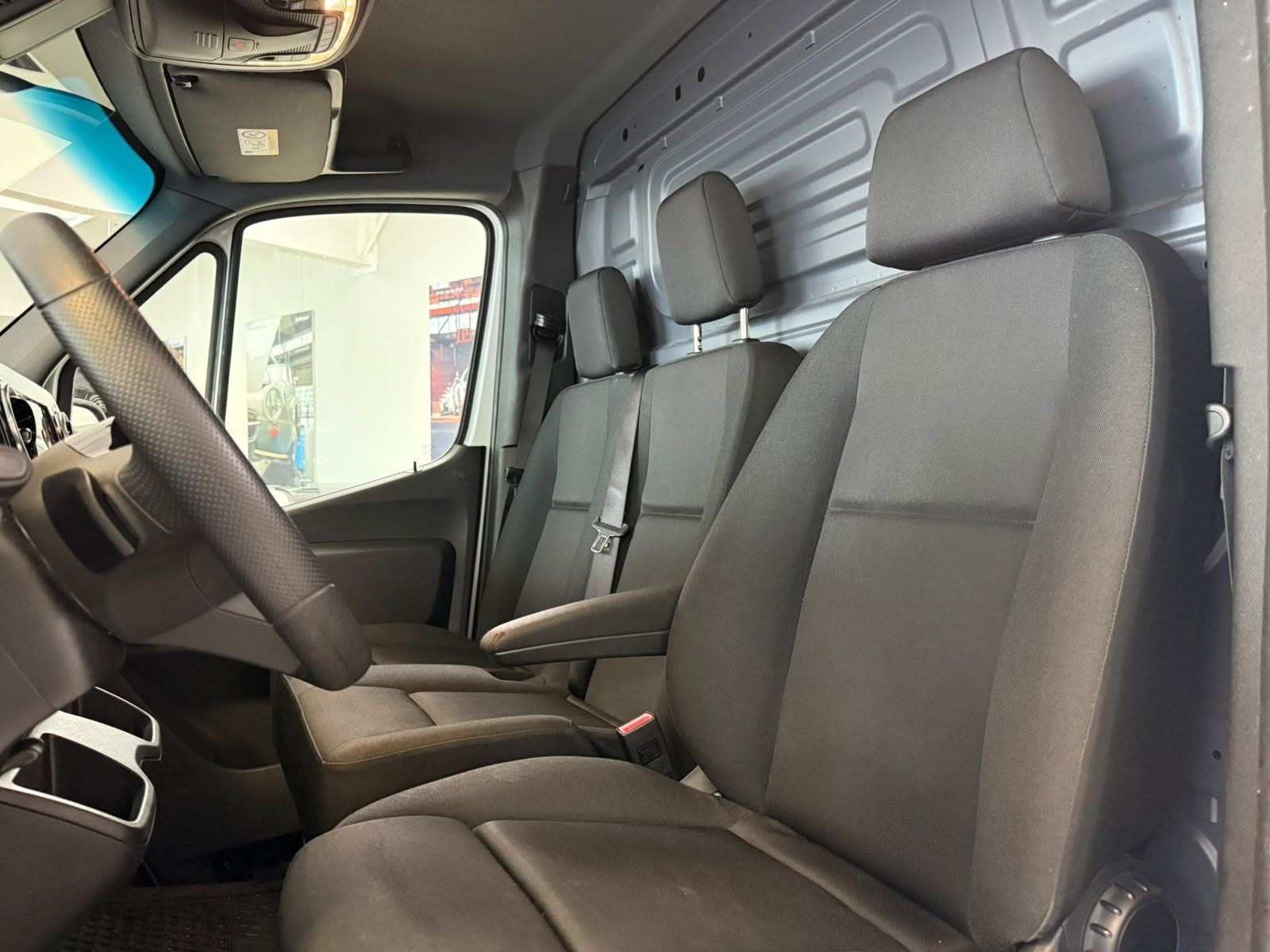 Fahrzeugabbildung Mercedes-Benz Sprinter 317 CDI KA L2H2 LED+FACELIFT+7G+KAMERA