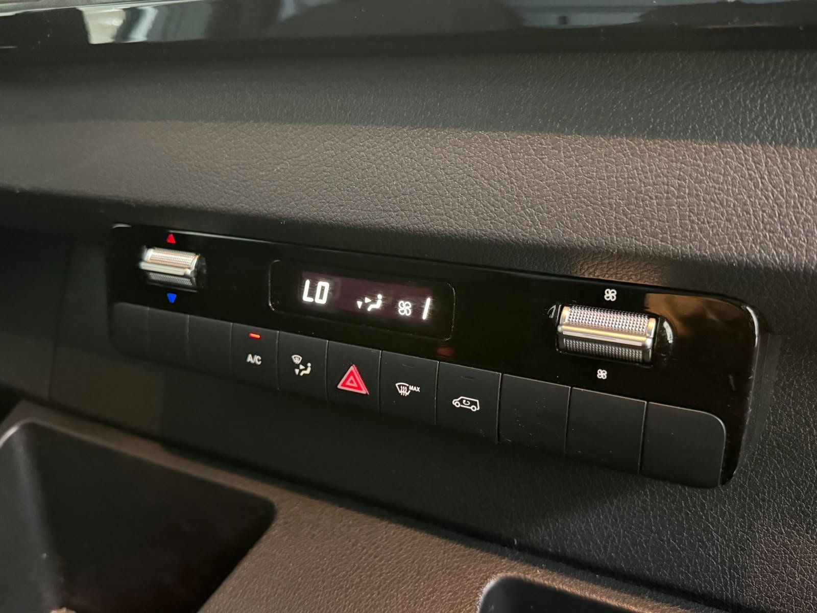 Fahrzeugabbildung Mercedes-Benz Sprinter 317 CDI KA L2H2 LED+FACELIFT+7G+KAMERA