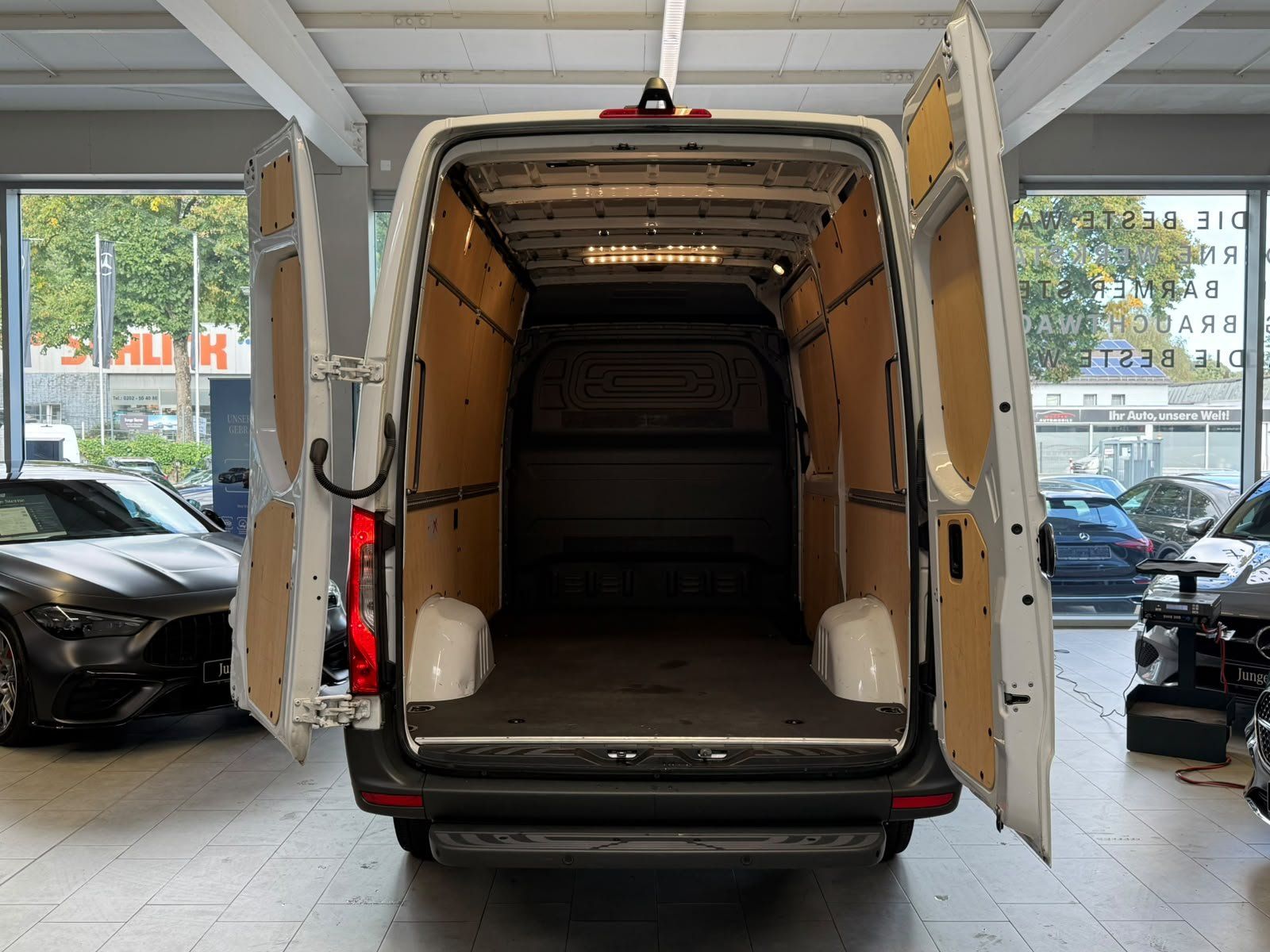Fahrzeugabbildung Mercedes-Benz Sprinter 317 CDI KA L2H2 LED+FACELIFT+7G+KAMERA