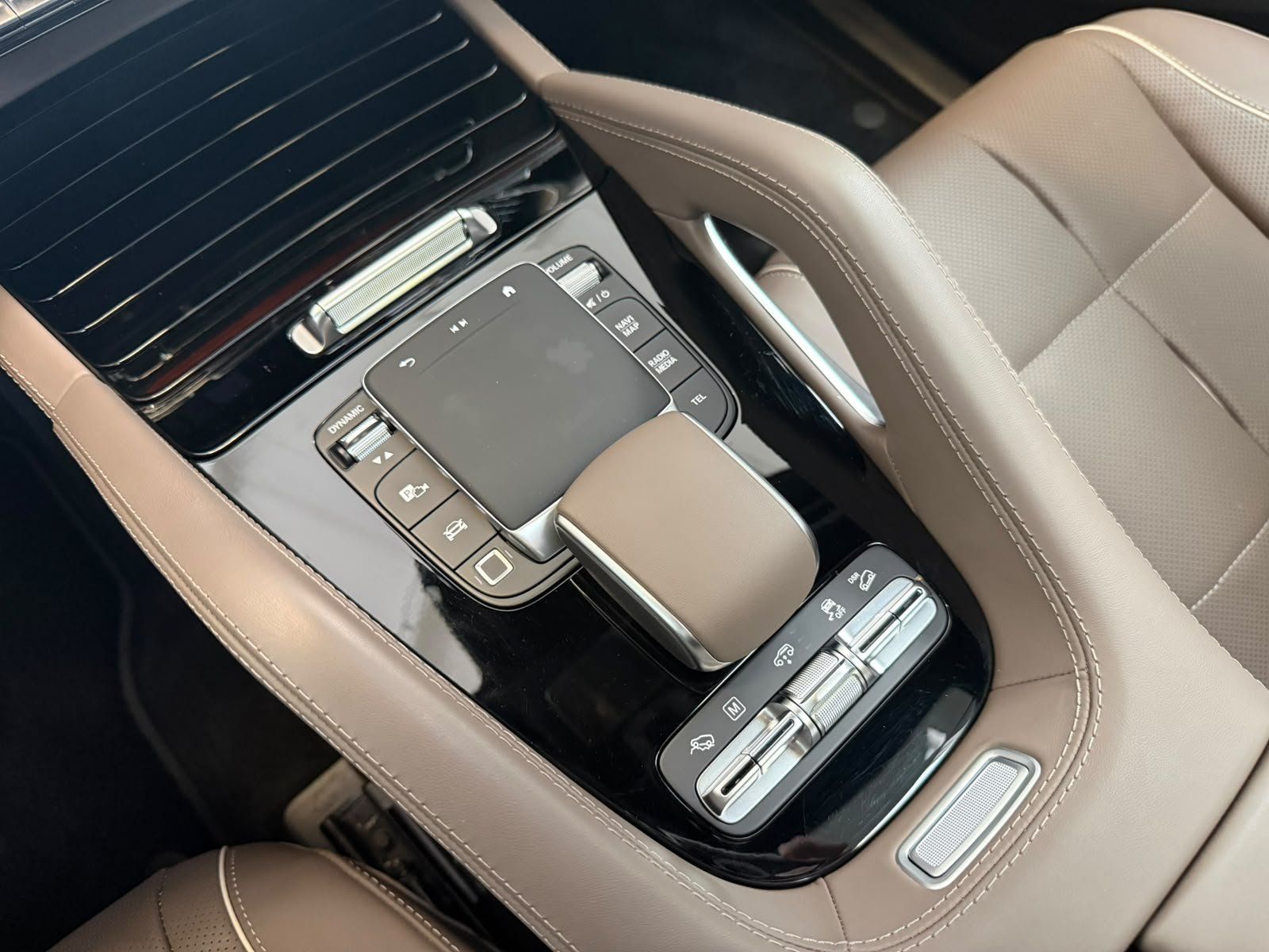 Fahrzeugabbildung Mercedes-Benz GLS 450d AMG+ULTIMATE+MANUFAKTUR+BURM3D+AHK