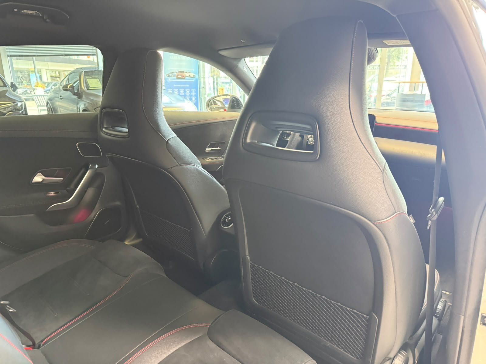Fahrzeugabbildung Mercedes-Benz CLA 250 4M SB AMG+NIGHT+BURMES+360°+MBEAM+TOTW.