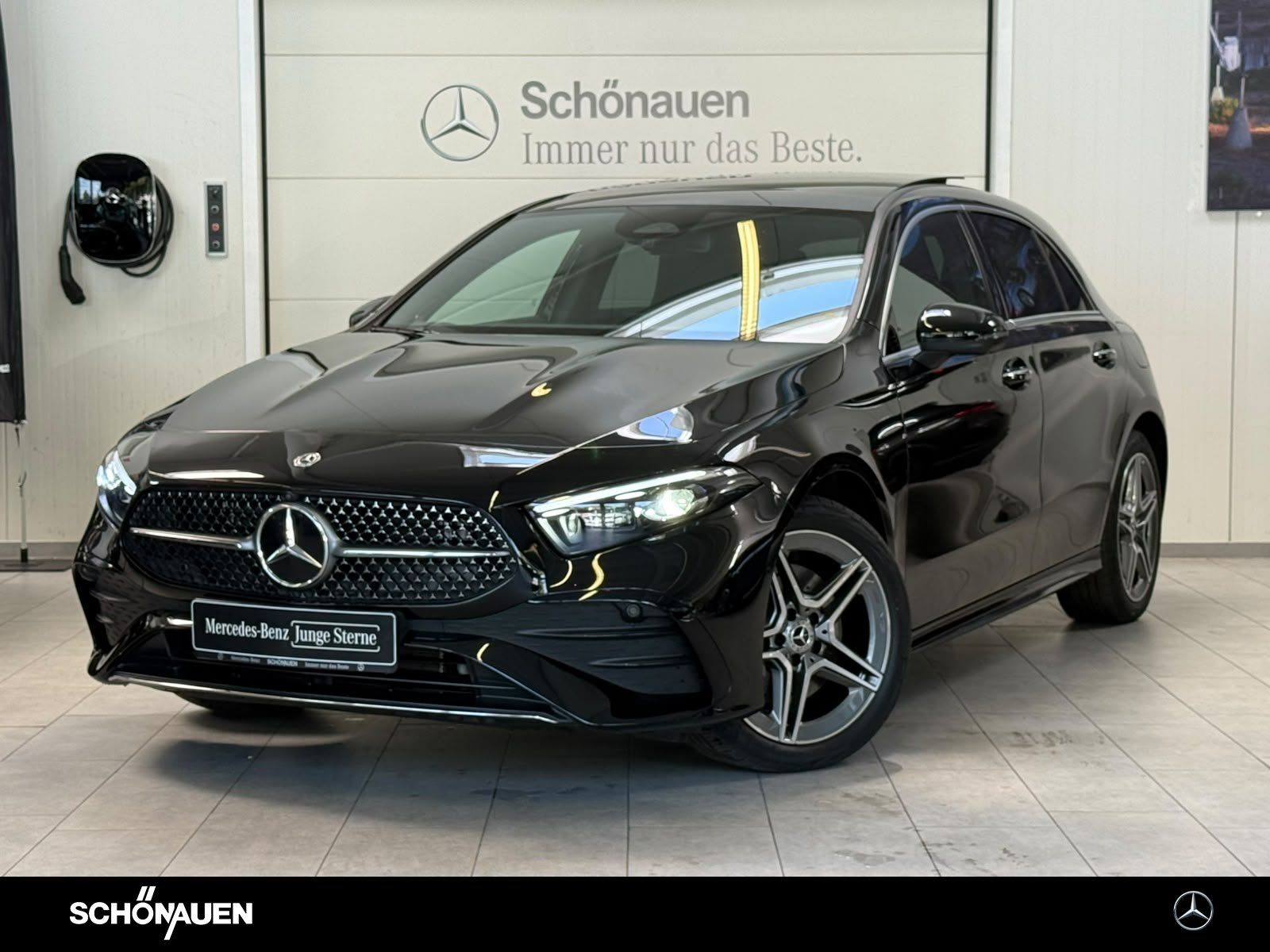 Mercedes-Benz A 250 e AMG PANO+AHK+BEAM+BURMES+DISTR+AC11KW