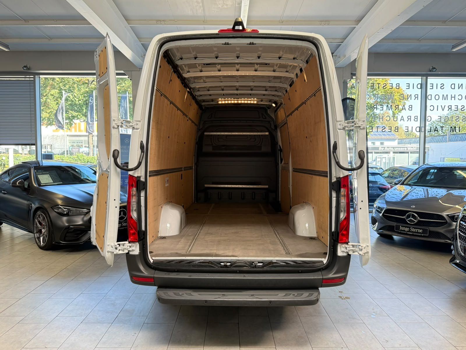 Fahrzeugabbildung Mercedes-Benz Sprinter 317 CDI Maxi lang L3H2 PRO LED 1AZustan