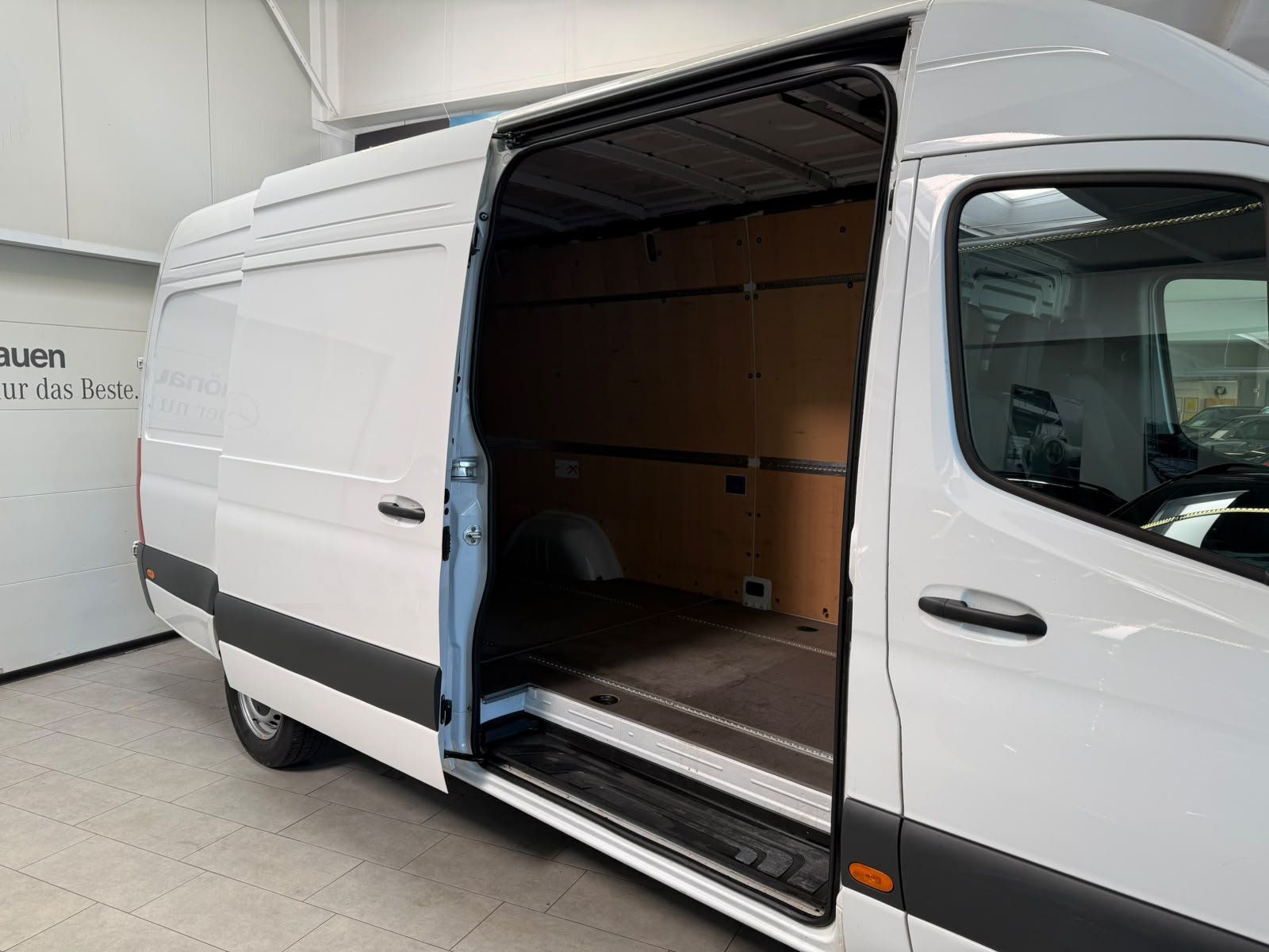 Fahrzeugabbildung Mercedes-Benz Sprinter 317 CDI Maxi lang L3H2 PRO LED 1AZustan