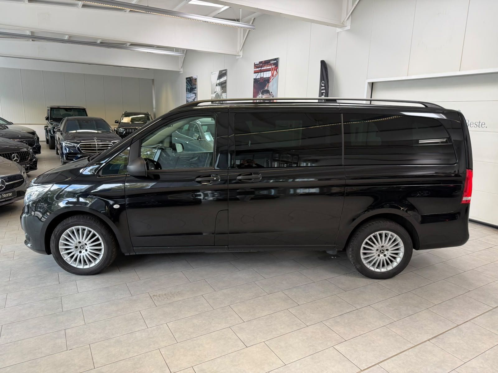 Fahrzeugabbildung Mercedes-Benz Vito Mixto 119 Scheckheft MB+LED+AHK+SHZ+KAMERA