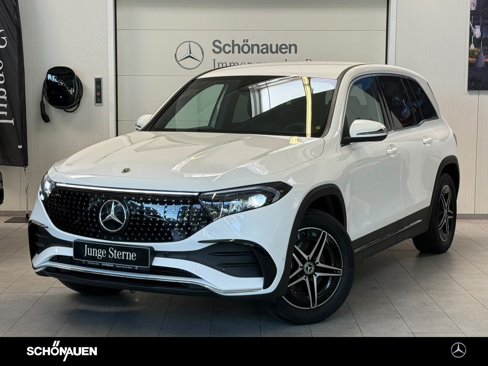 Mercedes-Benz EQB 250+ AMG+DISTR+KAMERA+TOTW+FAP+CARPLAY+LED