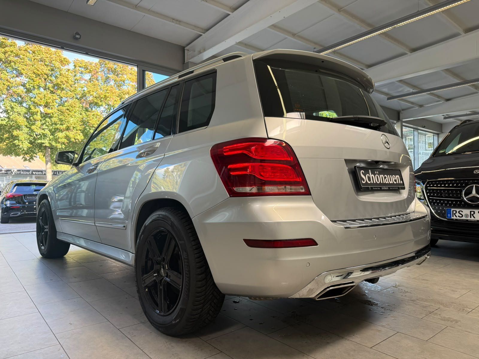 Fahrzeugabbildung Mercedes-Benz GLK 250 BlueTec COMAND+AHK+ILS+MEMORY+360°+TOTW.