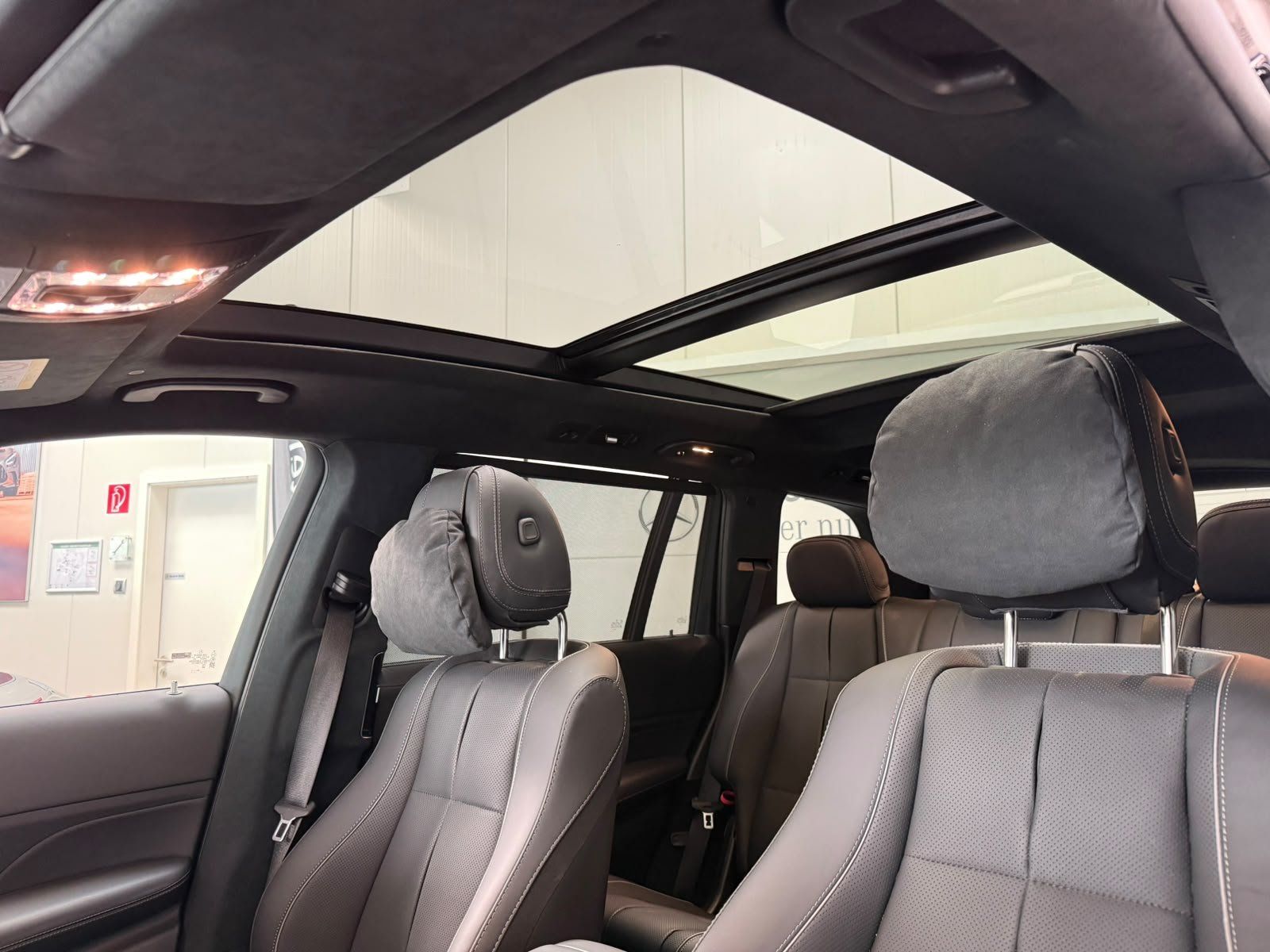 Fahrzeugabbildung Mercedes-Benz GLS 450d 4M AMG+PREMIUM+STDHZ+PANO+HUD+BURM+AHK