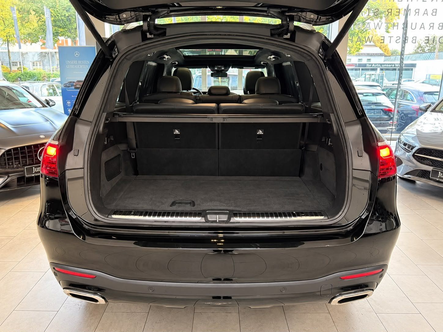 Fahrzeugabbildung Mercedes-Benz GLS 450d 4M AMG+PREMIUM+STDHZ+PANO+HUD+BURM+AHK