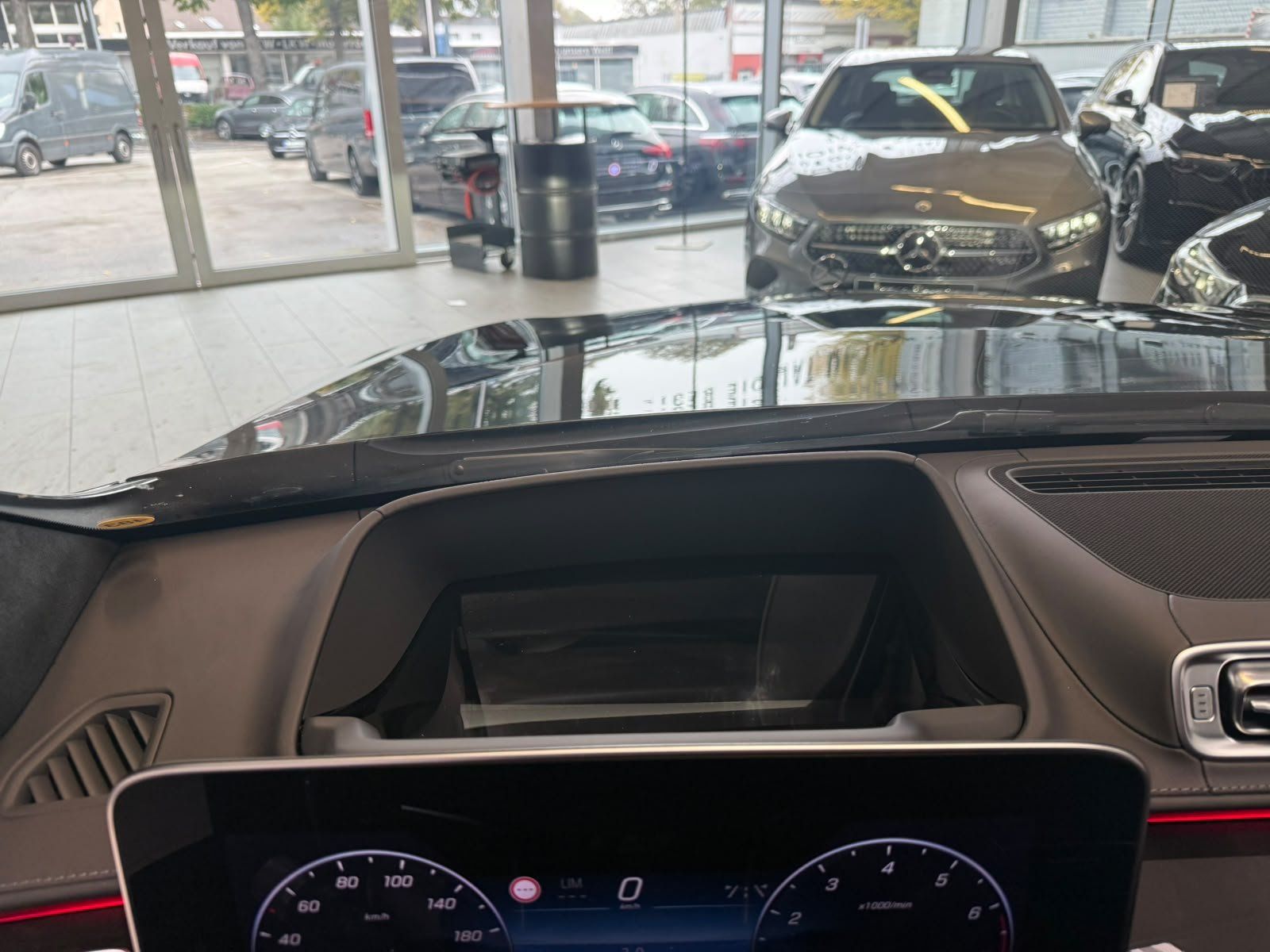 Fahrzeugabbildung Mercedes-Benz S 580 4M Lang AMG+EXLUSIV+FOND-ENT. 203.930€ UPE