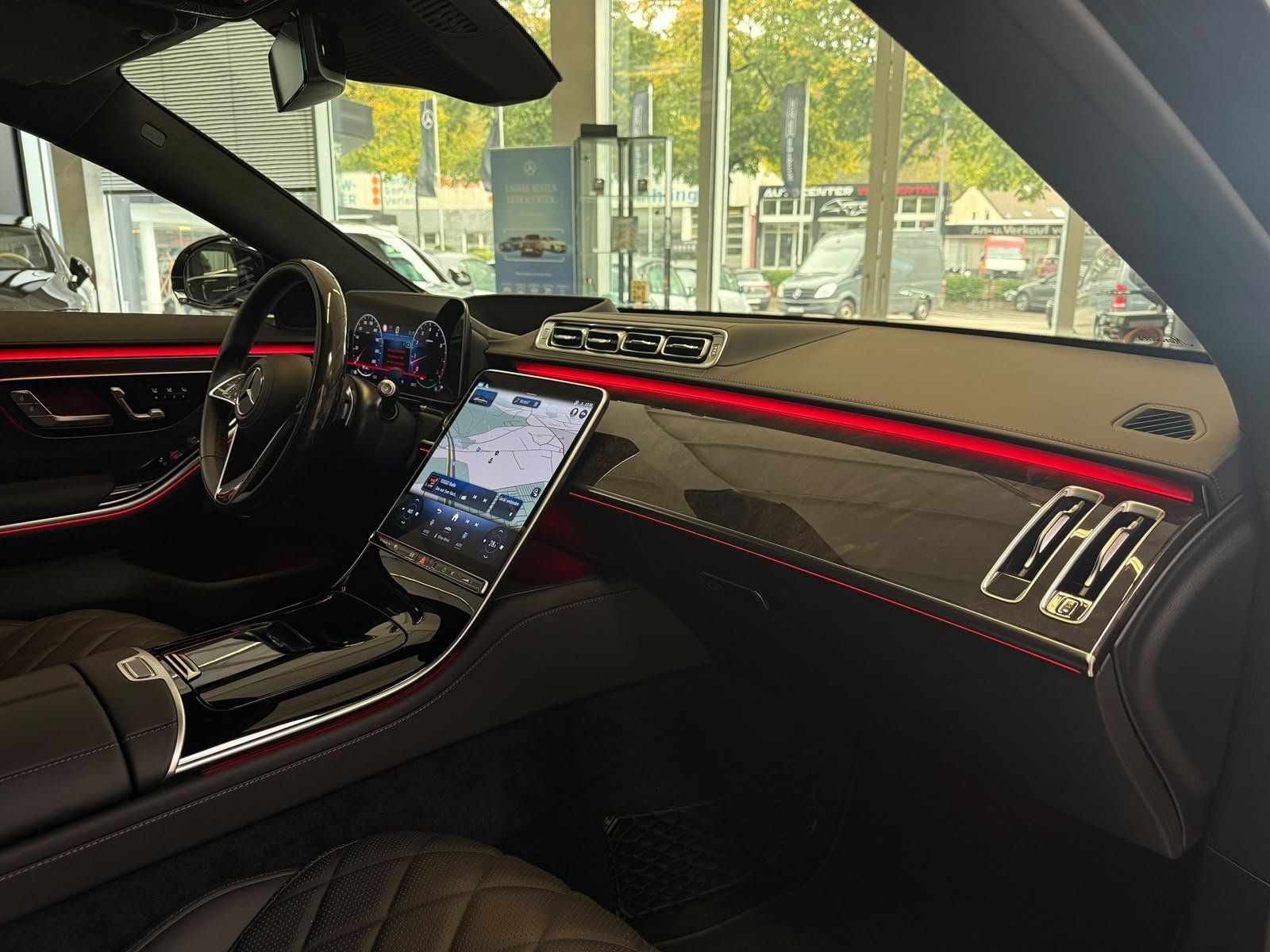 Fahrzeugabbildung Mercedes-Benz S 580 4M Lang AMG+EXLUSIV+FOND-ENT. 203.930€ UPE