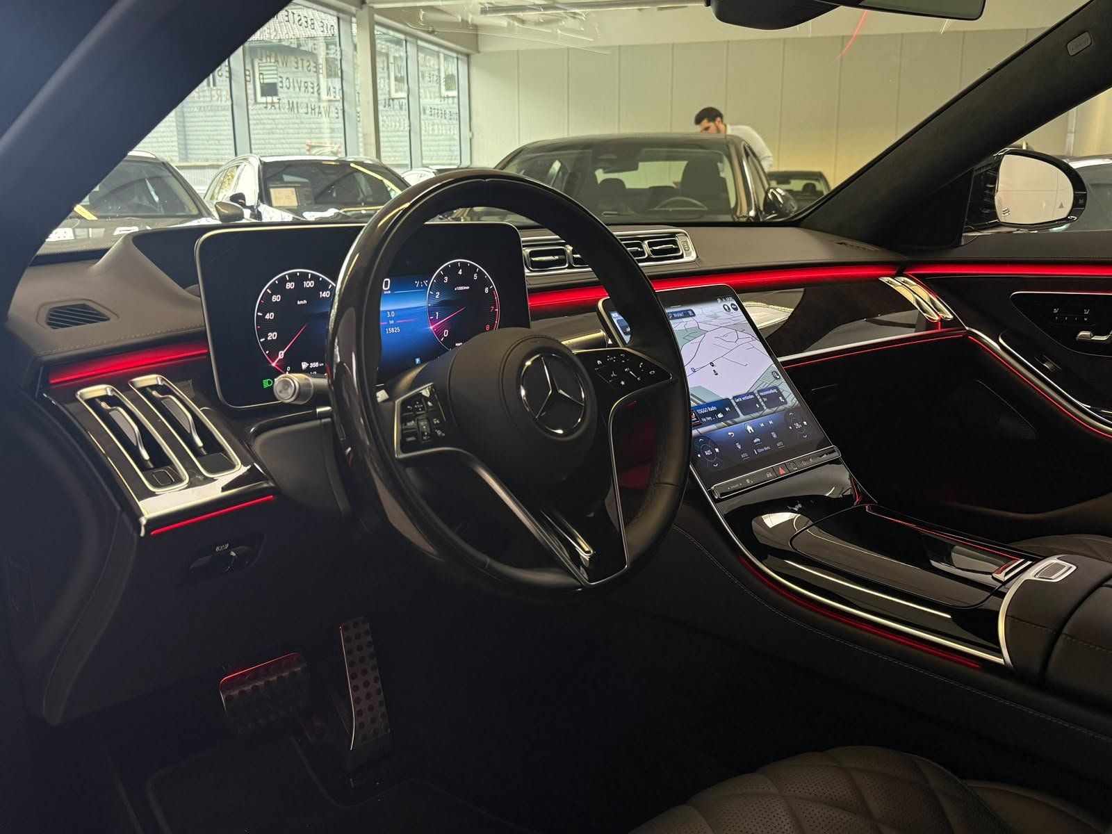 Fahrzeugabbildung Mercedes-Benz S 580 4M Lang AMG+EXLUSIV+FOND-ENT. 203.930€ UPE